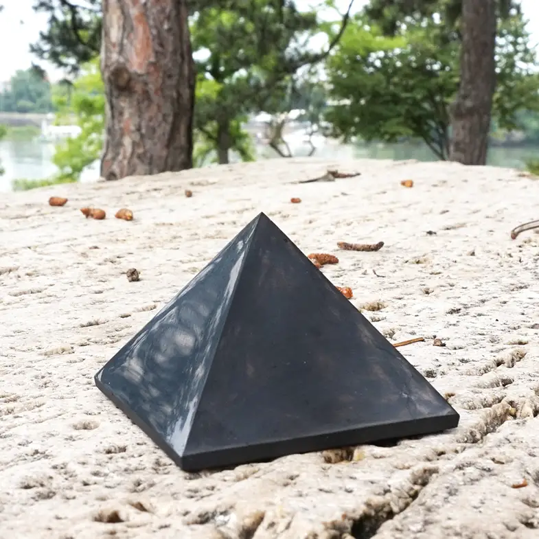 sungit piramis 5G 